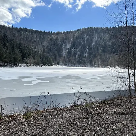 فندق مبيت وإفطار Escargot De Neige 3*