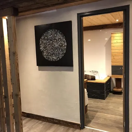 Escargot De Neige فندق مبيت وإفطار لابْريسْ